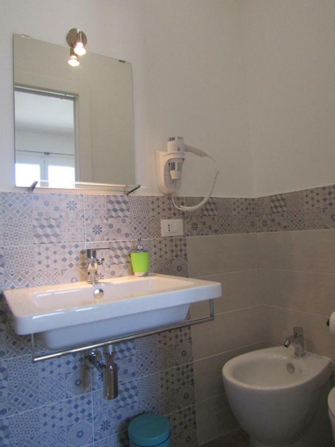 Blu Maris Sicilia Guesthouse Марина-ди-Рагуза Экстерьер фото